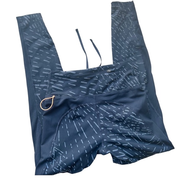 Women’s NIKE FAST RUN DIVISION Reflective TIGHT FIT LEGGINGS XS - Picture 5 of 6